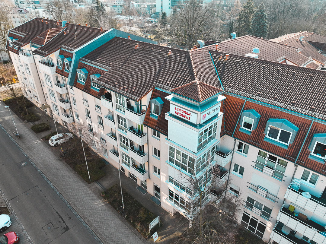 Wohnanlage um einen Innenhof, Meusdorfer Straße 10–12 in Leipzig-Connewitz